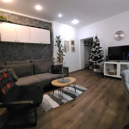 Pod Orzechem Διαμέρισμα *